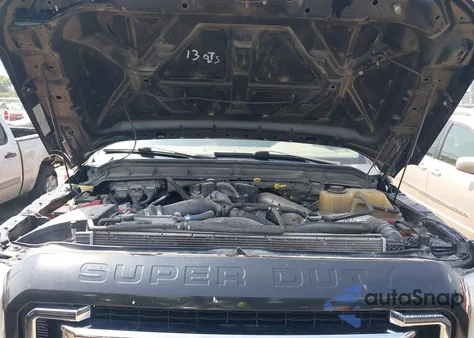 2011 Ford F-250 Lariat from USA, damaged, VIN 1FT7W2BT6BEA93533